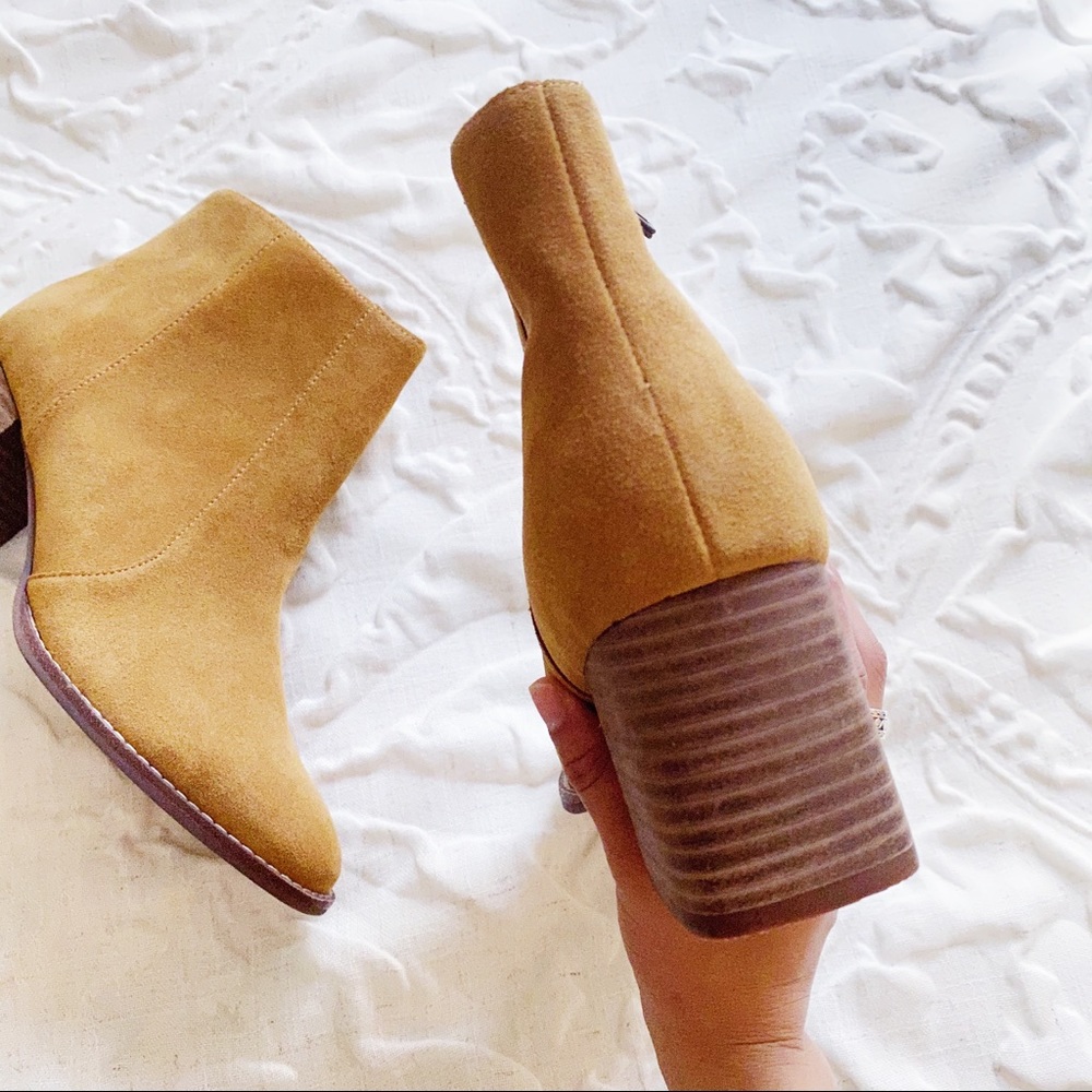 Madewell Bryce Chelsea Booties New $158 - Picture 4 of 9